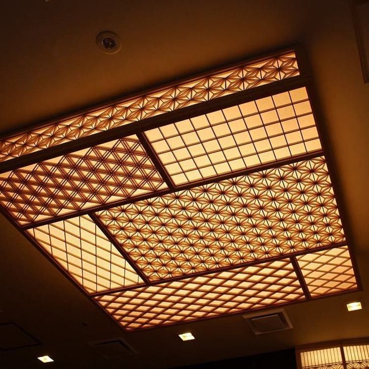 Il divisore decorativo interno di Kumiko Solid Pine Wood Room della falegnameria ha personalizzato