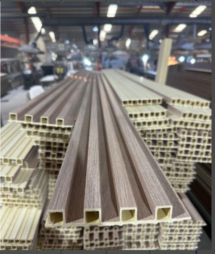 Infissi in legno di plastica composito rivestimento pannello di parete a piombo Wpc interno pannello di parete