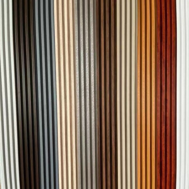 pannello di parete wpc impermeabile pvc pellicola di legno di plastica wpc soffitto strato rivestimento pannello di parete interno a sfondo