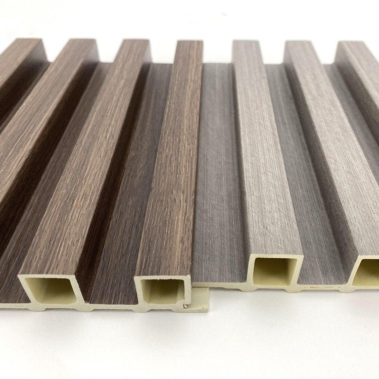 Esemplari gratuiti Eco-friendly Facile da installare Decorazione degli interni PVC WPC SPC 3D Altri Tappe e pannelli da parete