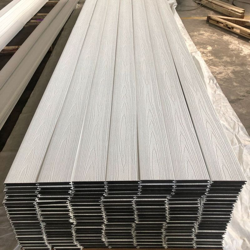 Pavimento di copertina impermeabile a coestrusione europea WPC Pavimento composito di copertina cava