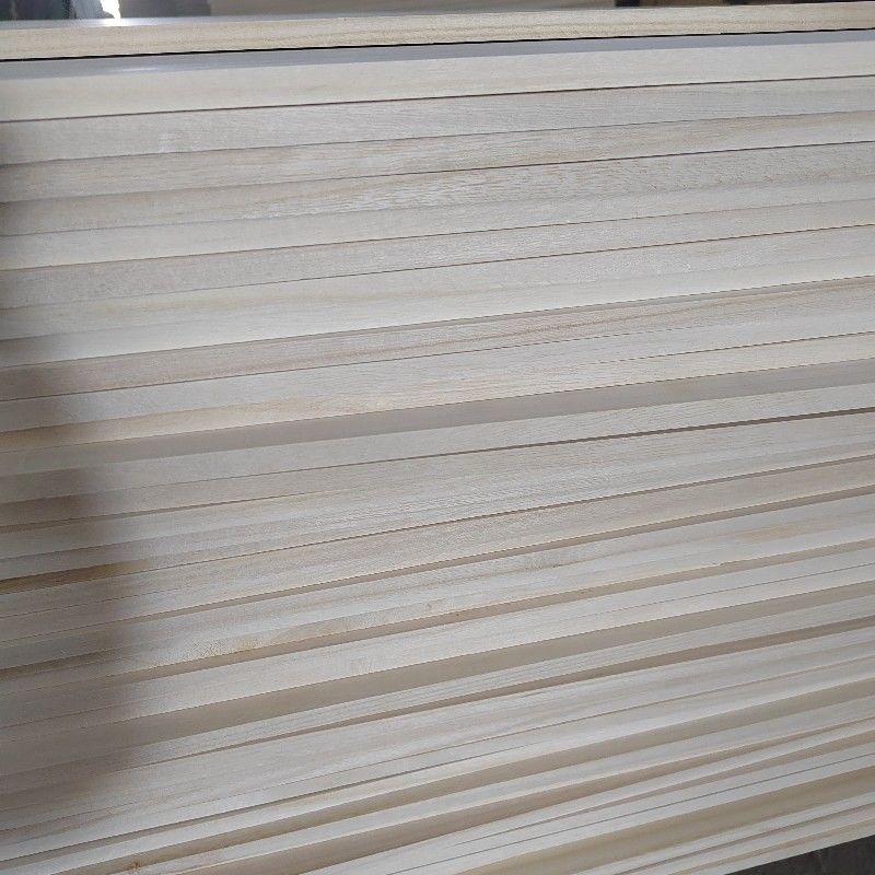 Palla di legno massello per mobili Contenuto di umidità 8%-12% Design resistente