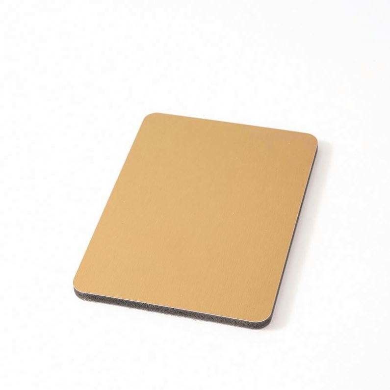 WPC Piastra di cristallo di carbonio Piastra di cristallo di carbonio di WPC Pannello murario decorativo in rivestimento in legno di fibra di bambù Pannello specchio in legno