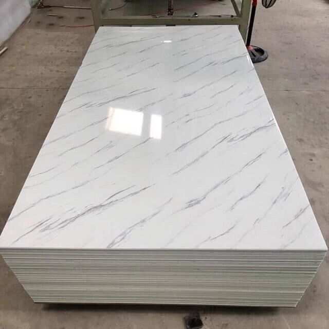 Pannello murale in PVC di alta qualità con effetto marmo UV WPC resistente all'umidità e all'acqua per decorazioni alberghiere al miglior prezzo