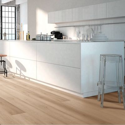 Plancia moderna di clic di 5mm 6mm SPC che pavimenta la decorazione dell'interno di struttura