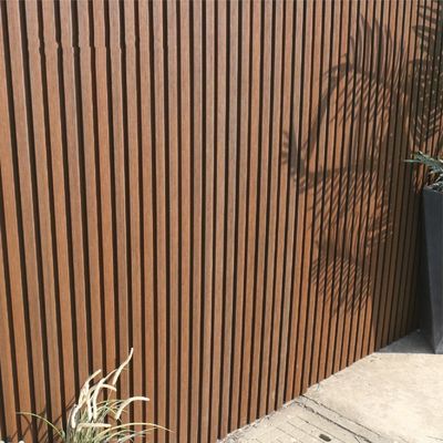 Rivestimento all'aperto interno moderno residenziale del pannello di parete di WPC insonorizzato