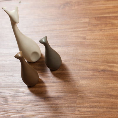 Pavimenti in vinile antibatterici rigidi Spc 4 mm 5 mm 6 mm