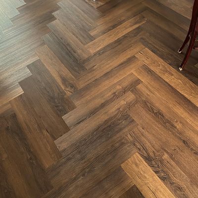 Pavimenti in vinile di 4 mm, 5 mm, 6 mm, impermeabili e antiscivolo