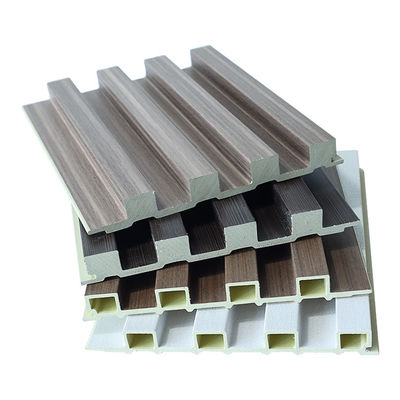 Produttori di cartoni ecologici per interni in wpc Decorazione interna legno plastica composito PVC Rivestimento Rivestimento pannello da parete in wpc fluido