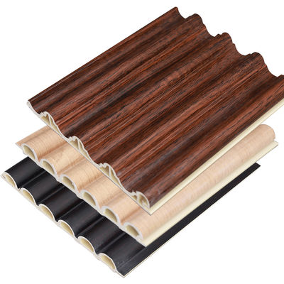 Fabrica Decorazioni interne Legno Plastica Composita Rivestimento PVC Rivestimento di parete a piatto Wpc Pannello di parete interno