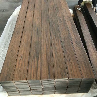 Pavimento di copertina impermeabile a coestrusione europea WPC Pavimento composito di copertina cava