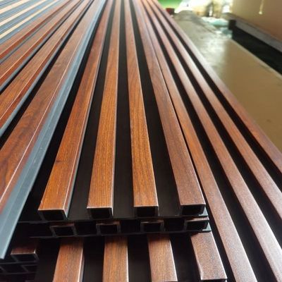 Pannello da parete in WPC con funzione impermeabile