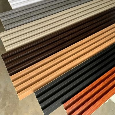 Rivestimento murale scanalato in WPC PVC moderno, impermeabile, insonorizzante, ignifugo, per interni, per abitazioni, hotel, ville, corridoi