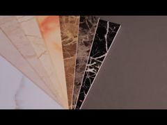 Ultimo foglio di marmo in PVC con rivestimento UV, impianto impermeabile per il salotto.