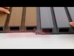 Pannello a parete per esterni in WPC